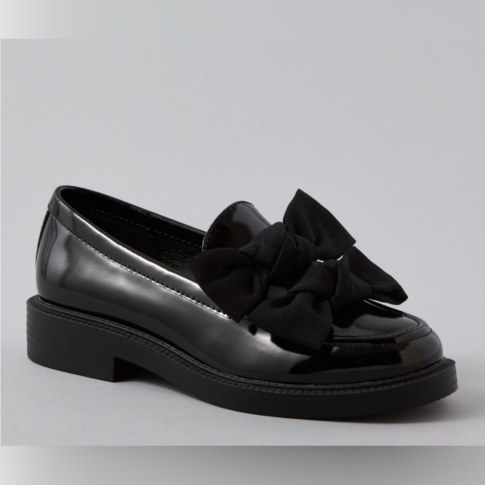 AE•Bow Loafer•Size 8•NWT